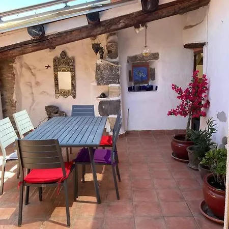 280 M2 De Charme فيلة *